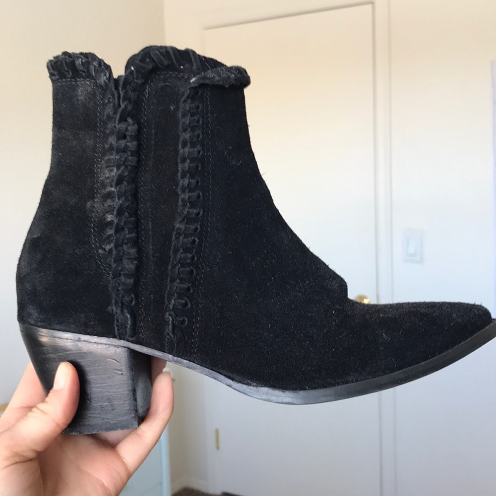 Black booties by Matisse